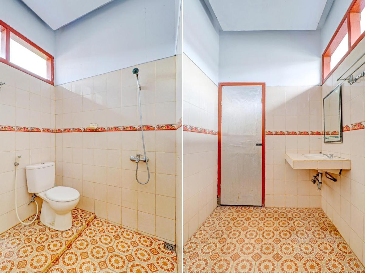 Oyo 90347 Hotel Srikandi Syariah ตาซิกมาลายา ภายนอก รูปภาพ